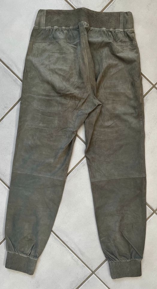 Wildelederhose grau mit Bündchen, Gr. 38 in Steinhöring