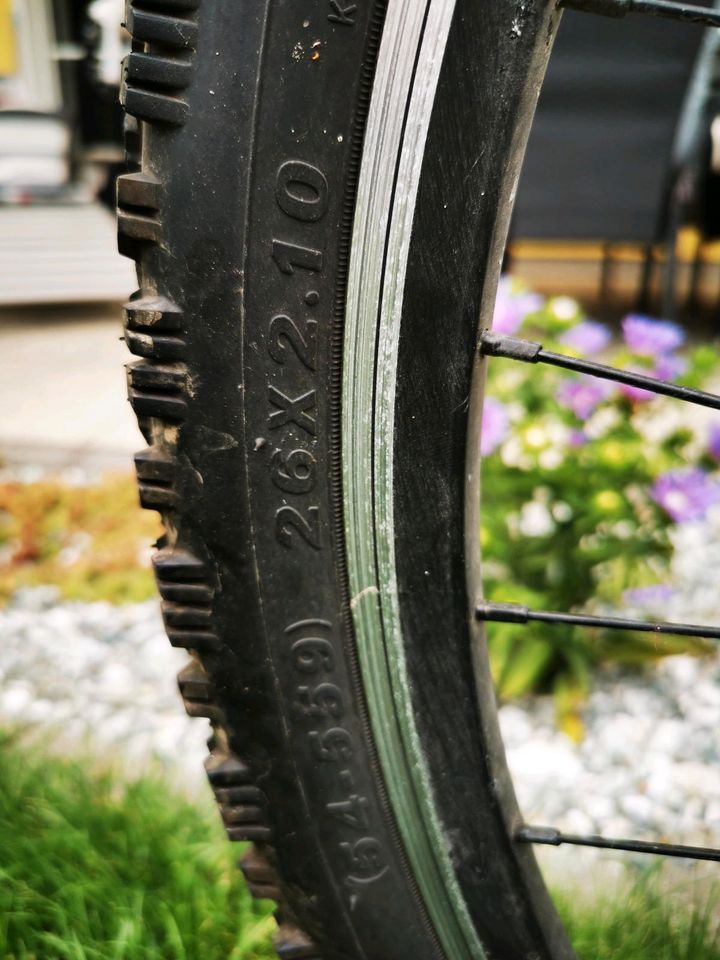 Neuwertiges Fahrrad in Salzmünde