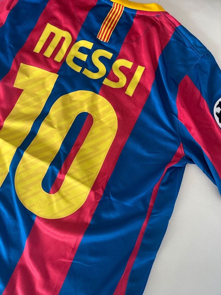 Messi Gr. L FC Barcelona UCL FINAL 2011 Retro Fussballtrikot in Jestetten