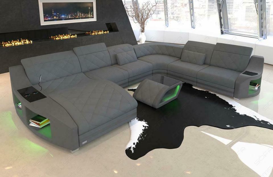 Sofa Couch Wohnlandschaft Swing XXL Becherhalter + USB Anschluss in Berlin