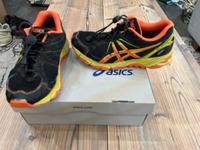 Asics Gore-Tex Sneaker Turnschuhe 37 gr.4,5 Bayern - Tutzing Vorschau