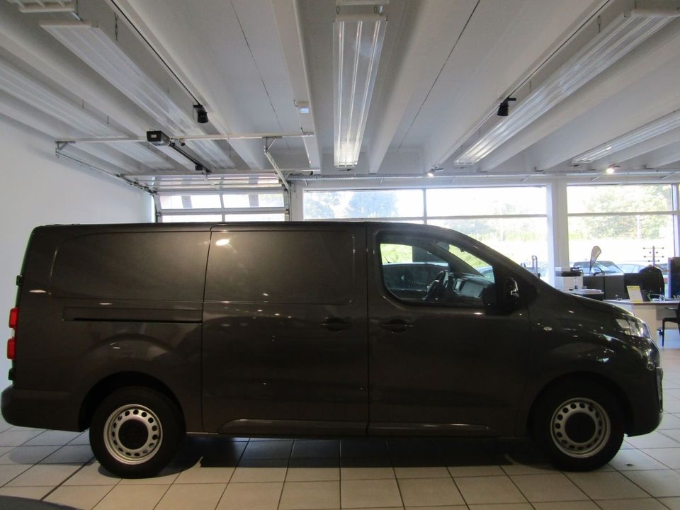 Opel Vivaro Cargo L 102 PS Klima BLTH Tempomat in Magstadt