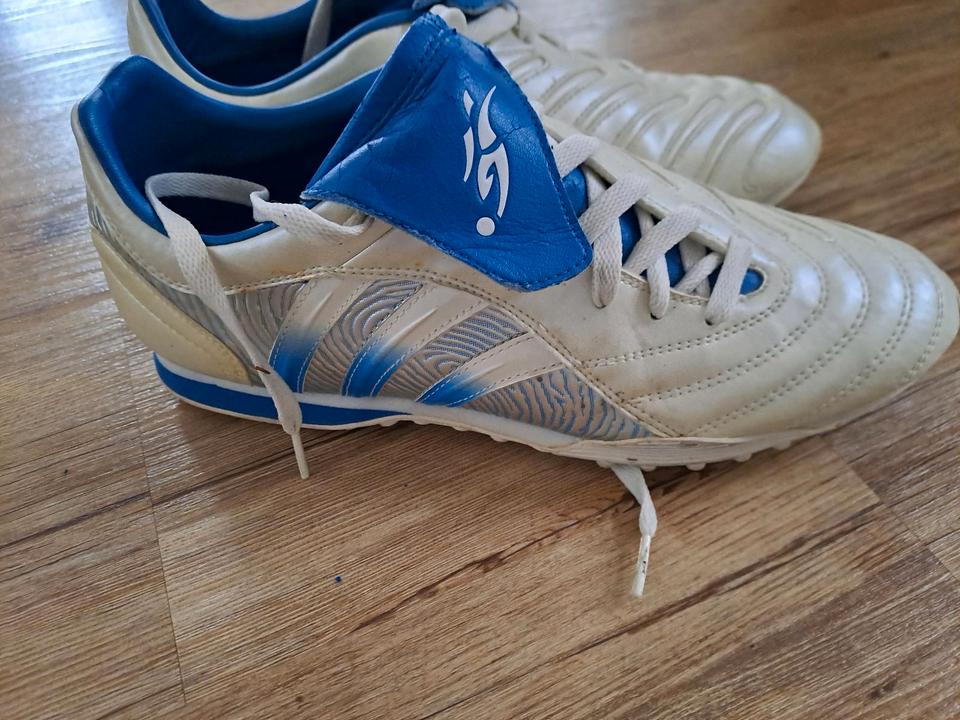 Adidas predator pulse 2004 outlet