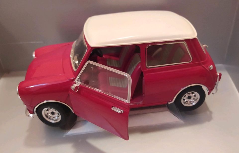Prestige Solido S Alter Mini Cooper Rot Modellauto Sammlung OVP in Hohenahr