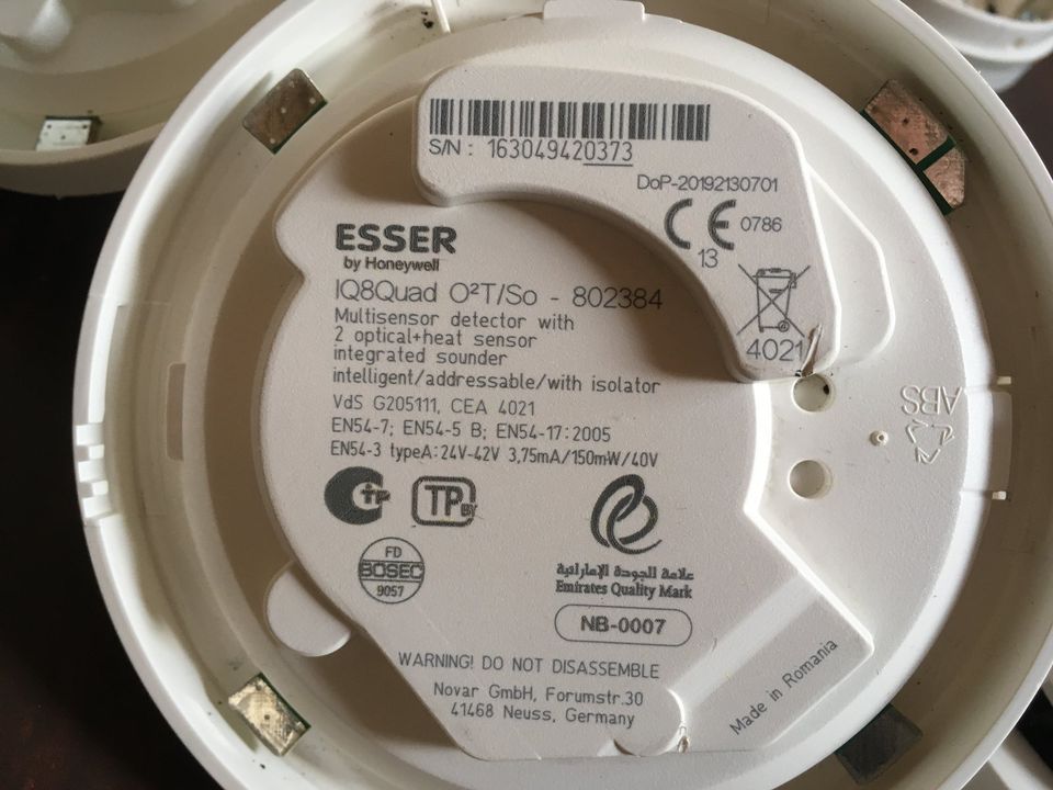 Honeywell Esser Novar IQ8Quad Multisensormelder 802384 mit Sockel in Dresden