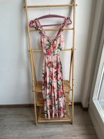 Bershka Sommer Jumpsuit Blumen Cut Out Baden-Württemberg - Radolfzell am Bodensee Vorschau