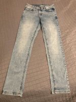 Jeans sOliver 158 regular neuwertig Nordrhein-Westfalen - Mülheim (Ruhr) Vorschau