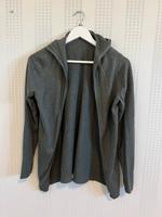 Street One Strickjacke Khaki mit Kapuze Gr. 36 Thüringen - Worbis Vorschau