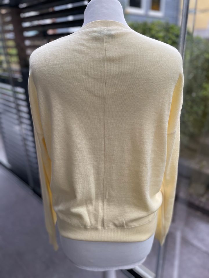 CLOSED *leichter Pullover* hellgelb*Gr. S* 100%Wolle* TOP *** in Hemer