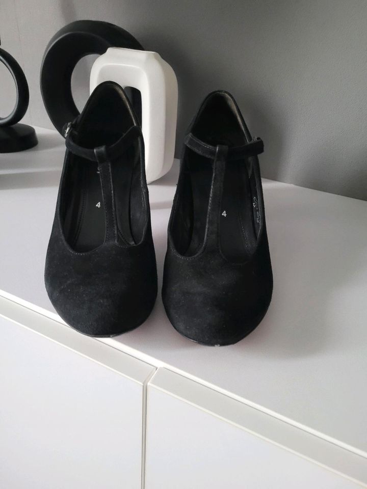 Wunderschöne elegante Pumps von Gabor. Gr. 37. Super bequem in Gütersloh