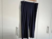 Tchibo TCM div. Hosen dunkelblau und schwarz Gr. 48 Saarland - Perl Vorschau