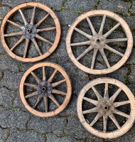 4 alte urige Wagenräder Deko für Gartenhaus, Fachwerk, etc.. Baden-Württemberg - Grosselfingen Vorschau
