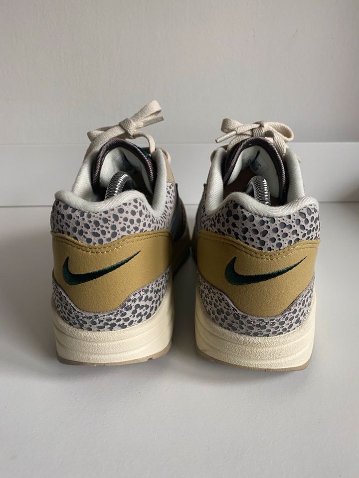 Nike Air Max 1 Cobblestone Gr 42 in München