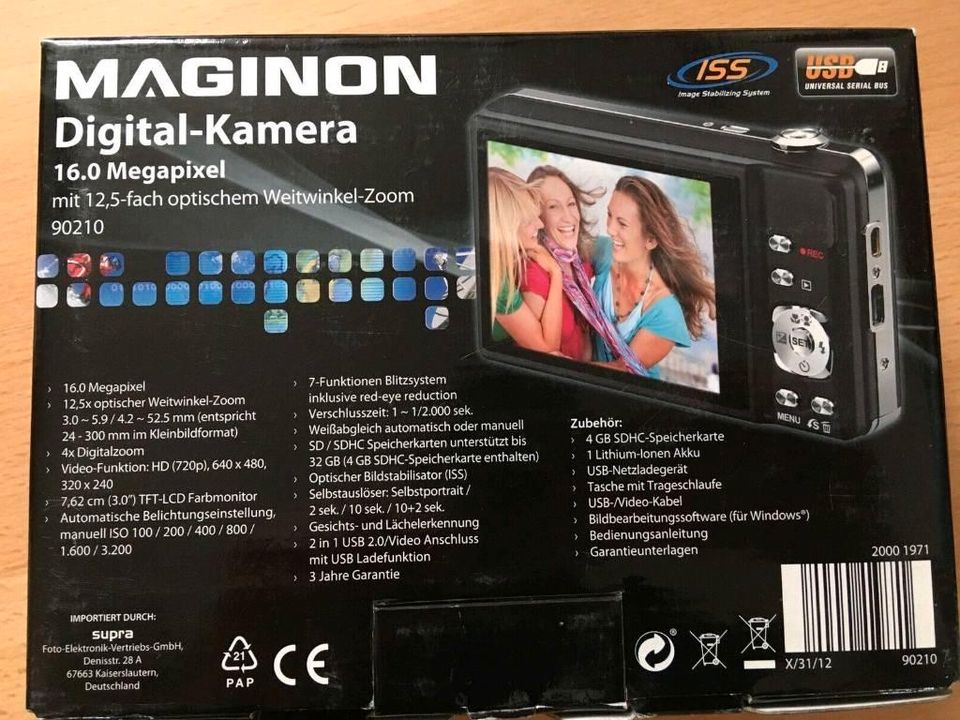 2 Kameras Nikon und Maginon  inklusive Zubehör in Camburg