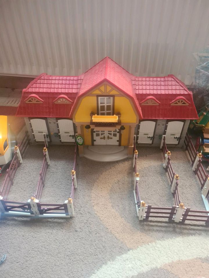 Verkaufe ein Playmobil Bauernhof mit vielen Zubehör in Sauldorf