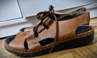 RIEKER Echtleder Sandalen Schuhe hell  braun Gr. 40 super bequem Wandsbek - Hamburg Jenfeld Vorschau