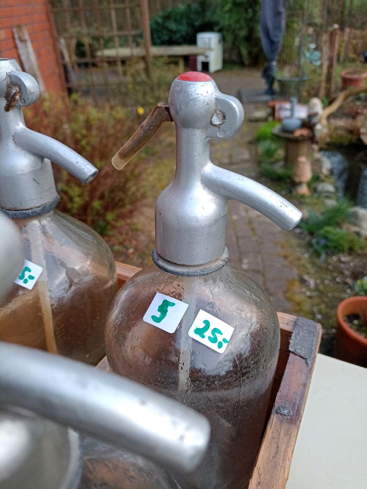 alte Soda-Siphons **ein prickelndes Angebot** in Fredenbeck