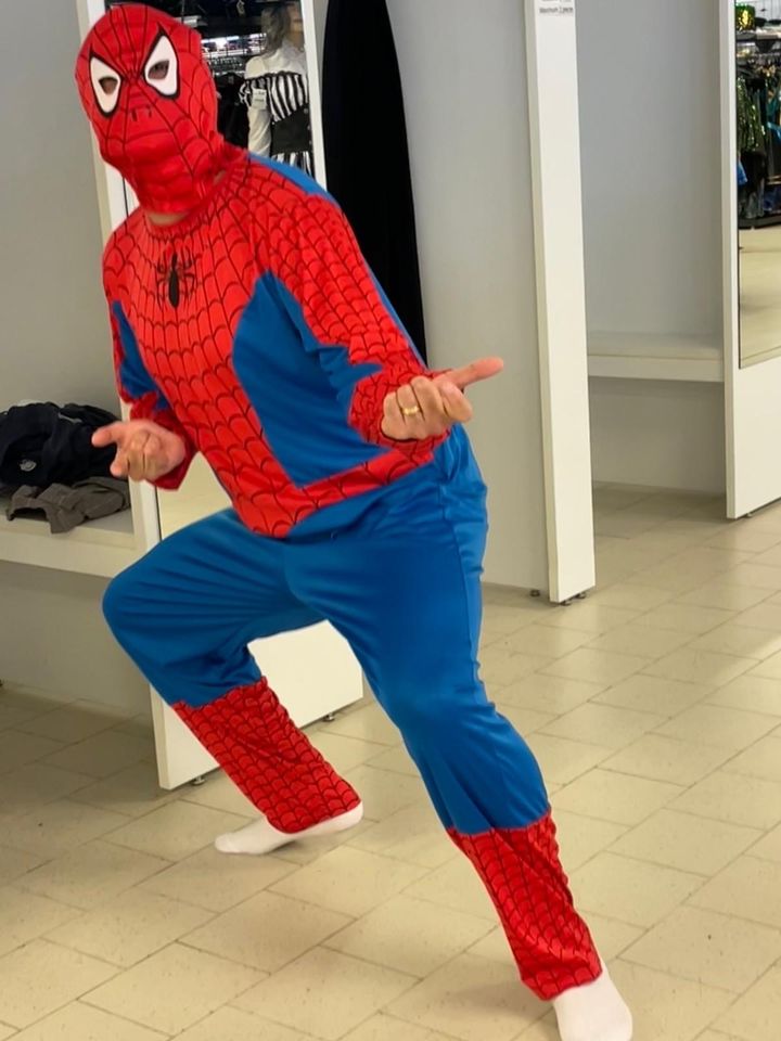 Spiderman Kostüm Erwachsene in Berlin