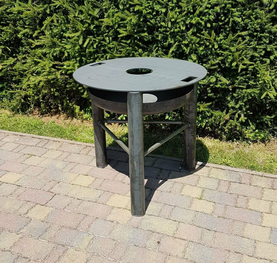 Grillschale mit Grillplatte 98 cm in Ilmtal