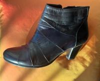 Stiefeletten, Grösse 37, Leder Hessen - Limburg Vorschau