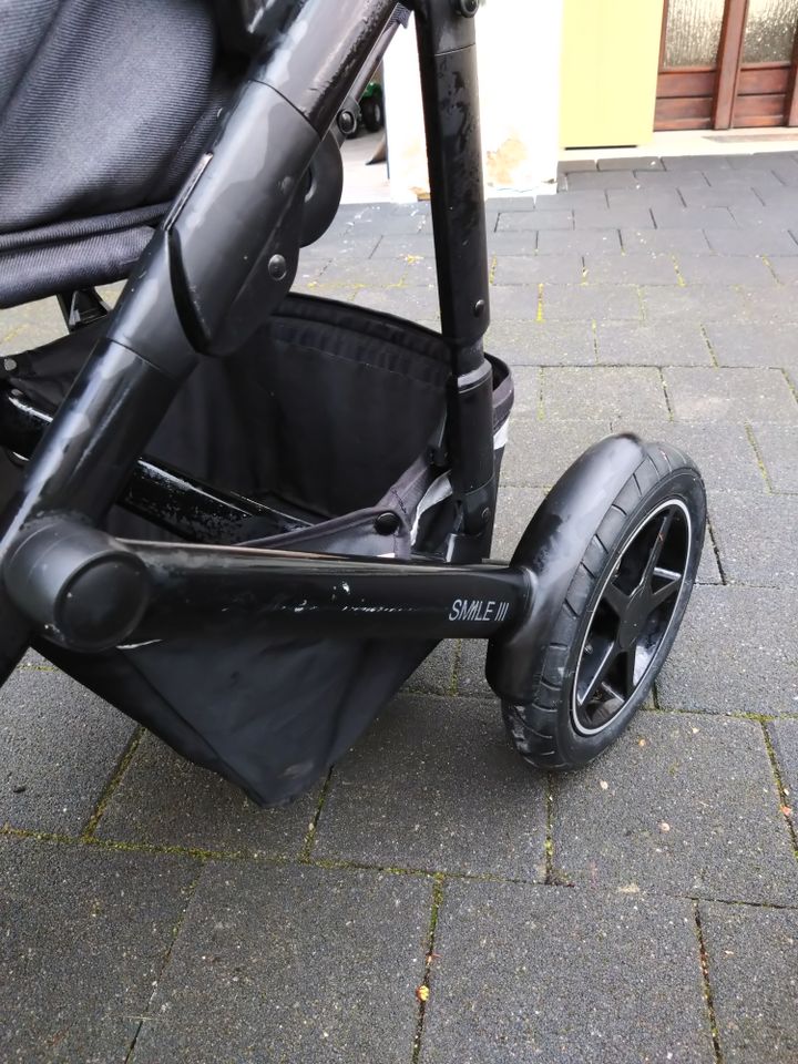 Britax Römer Smile 3 Kinderwagen Set gut erhalten in Heidenheim an der Brenz