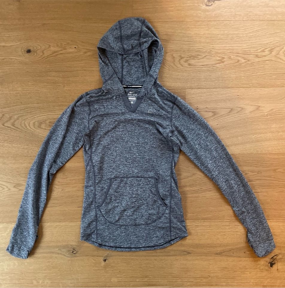 Nike Dry Fit Hoodie Gr. XS in Lichtenstein