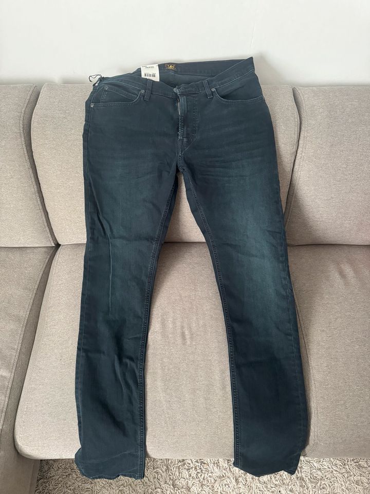 Jeans Lee Luke Slim Tapered w32/ l34 dunkelblau. in Nürnberg (Mittelfr)