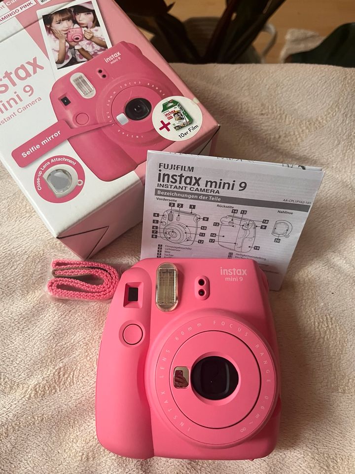 Instax Mini 9 Polaroid Kamera in Berlin