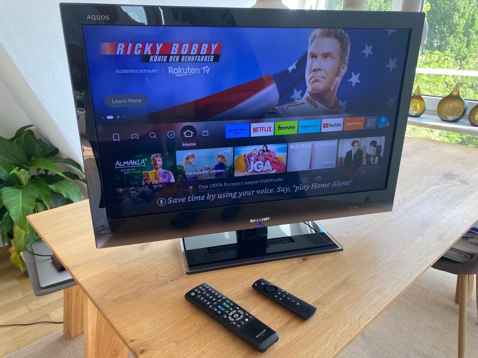 32 Zoll Full-HD Fernseher Sharp Aquos inkl. Amaazon Fire TV in München