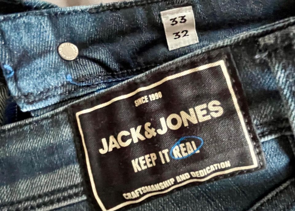 Jack&Jones Jeans Glenn Herren Slim Fit Größe 33/32 in Gladbeck