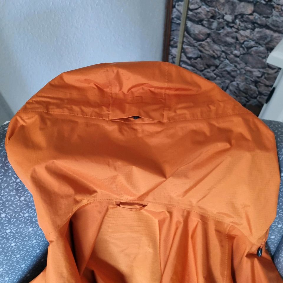 Fjäll Räven High Coast Hydratic Jacket M (Gr. XL) in Geeste