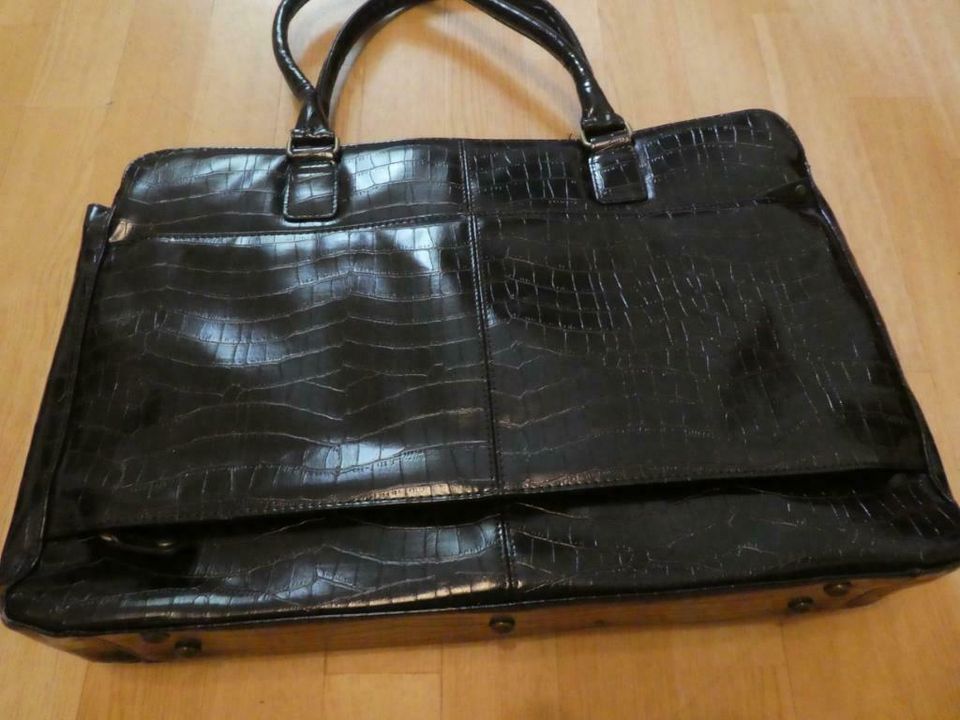 Laptoptasche braun Damentasche Tasche Laptop Umhängetasche neu in Duisburg