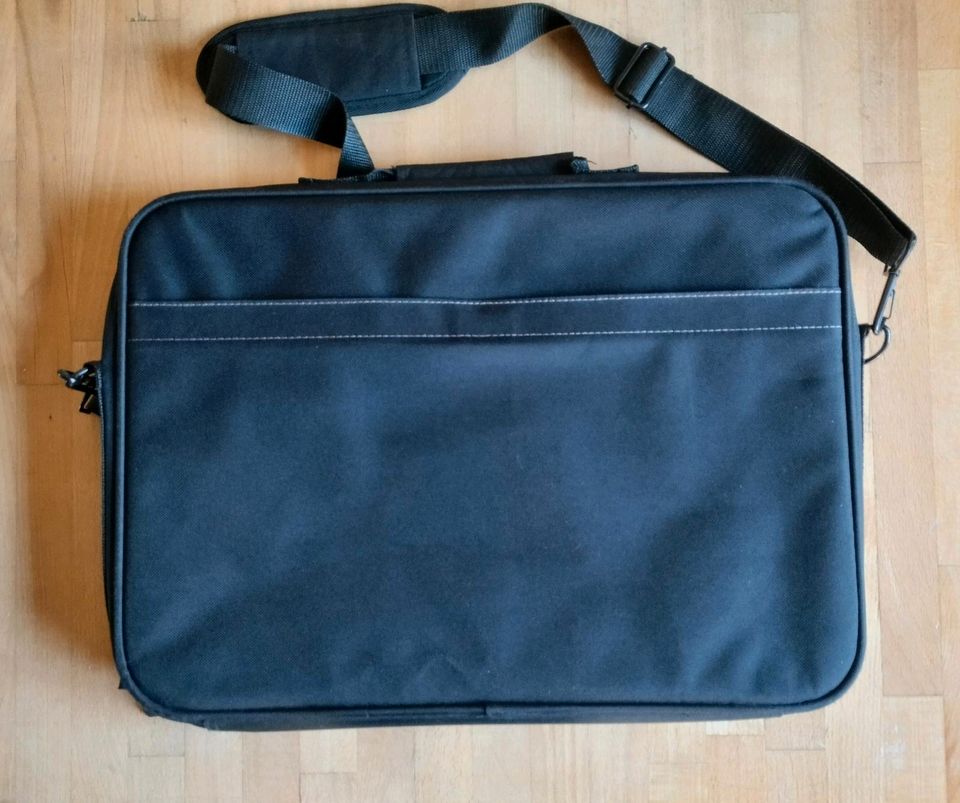 NEUE LAPTOPTASCHE von HAMA in München