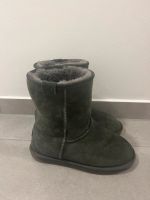 Emu Australia Winterstiefel Grau Größe 40/41 Hessen - Butzbach Vorschau