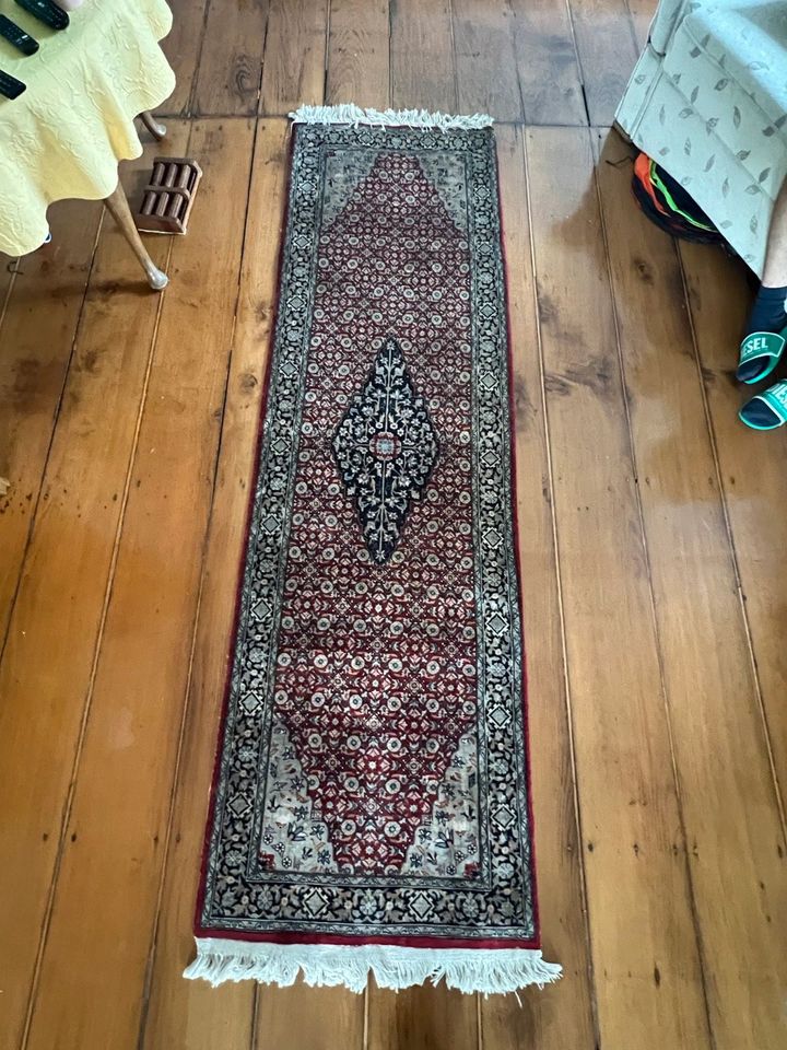 Alter Perserteppich ca. 270x78cm Orientteppich Knüpfteppich in Bestwig