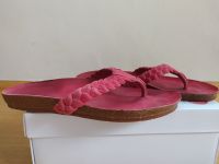 Johnnie BODEN flache rote Sommer Sandalen Gr 38 UGG Hessen - Schöneck Vorschau