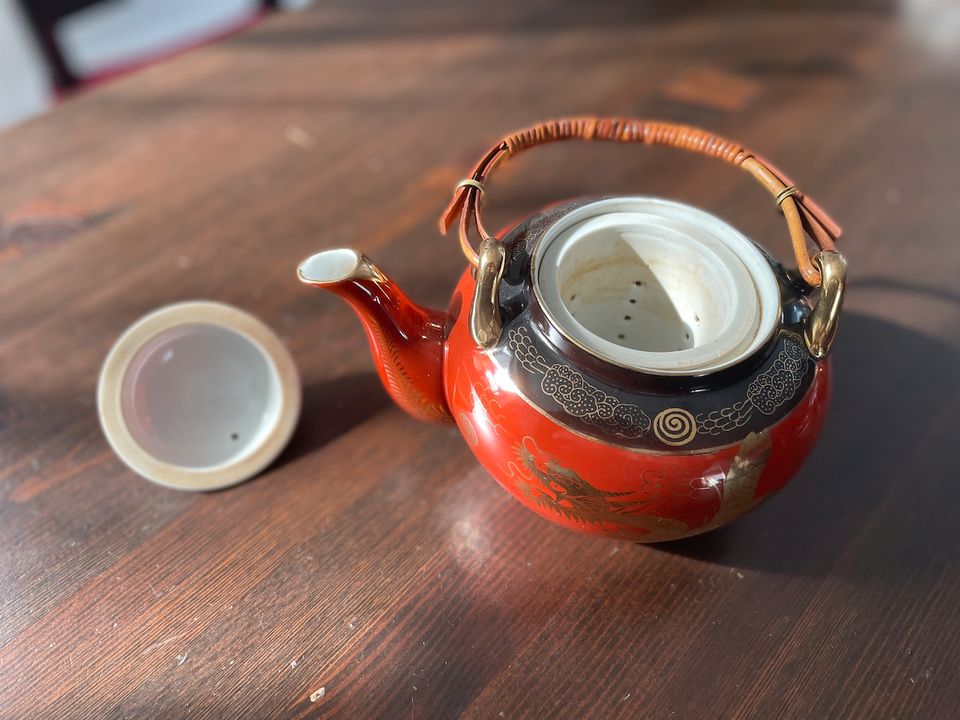 Lithophan-Teeservice - Japanisches Tee Set in Nierstein