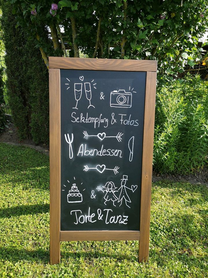 Verleih ❤ Dekoleiter Schilder Aufsteller Fenster Hochzeit Deko in Keltern