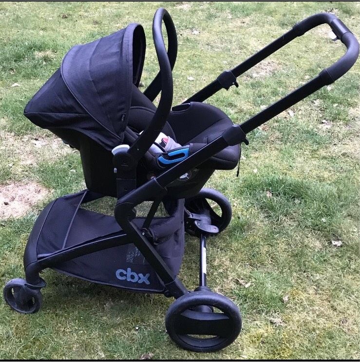 Kombi Kinderwagen CBX in Marienmünster