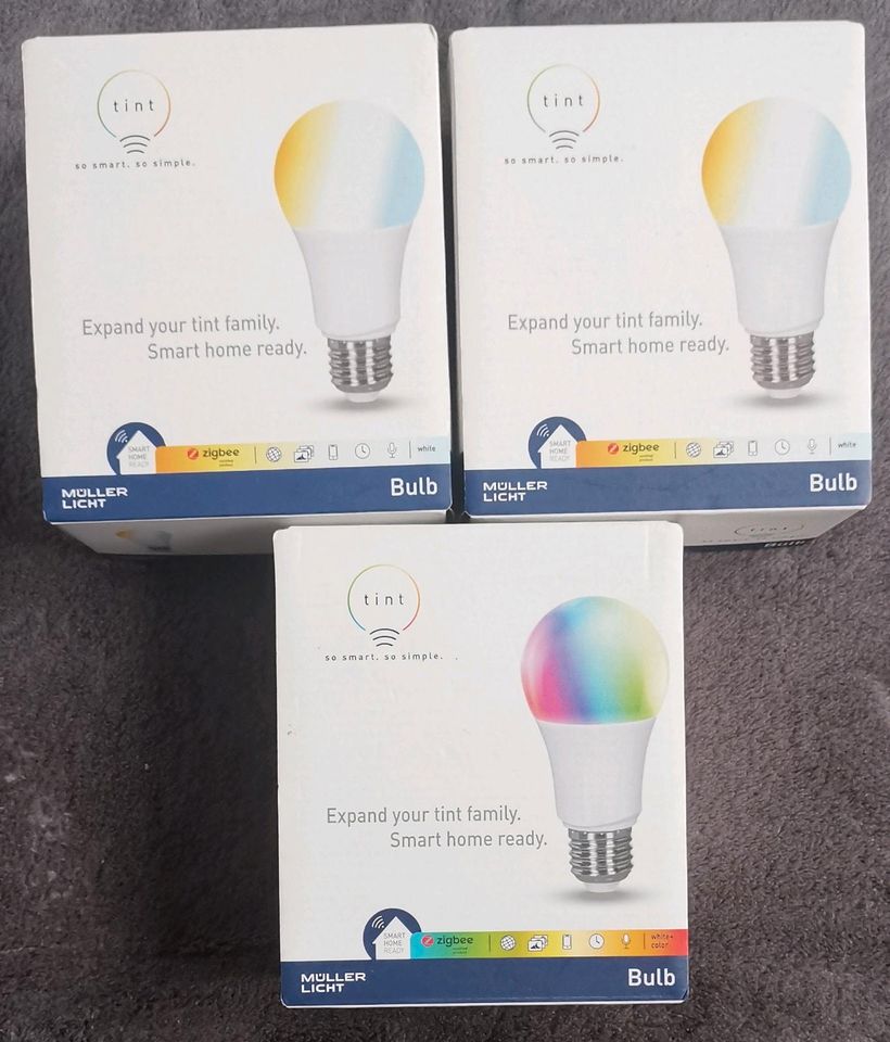 Philips hue Starterkit + 3 kompatible tint Lampen in Bothel Kreis Rotenburg, Wümme