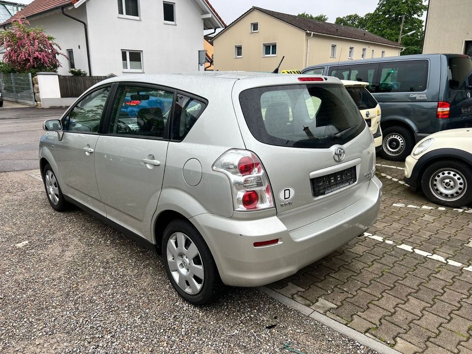Toyota Corolla Verso 1.6-Scheckheft-1 Hand-Zv in München