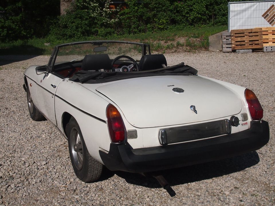 MGB Roadster, Rechtslenker, Bj. 1976, rostfrei! in Bergkirchen