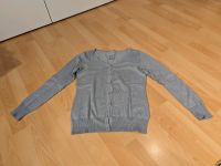 Grauer Cardigan/ Strickjacke von esmara Größe S Hessen - Lahntal Vorschau