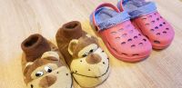 2 Paar Kinderschuhe Plüsch Hausschuhe Gr.30/31 Nordrhein-Westfalen - Remscheid Vorschau