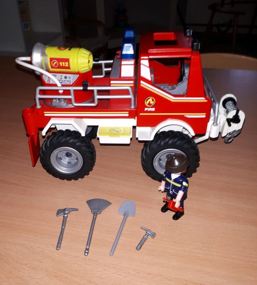 Playmobil City Action 9466 Feuerwehr-Truck in Neumünster