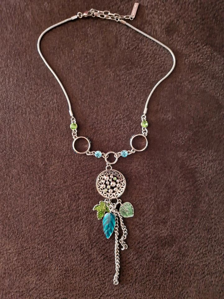 Halskette indianischer Schmuck in Herzhorn