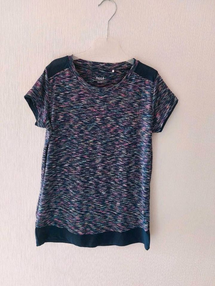 Bekleidung Jeans gr.146(5€) T-shirt 146/152(3€) usw. in Gevelsberg