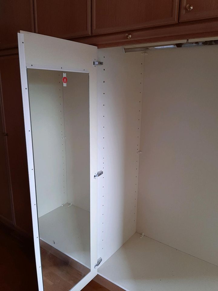 Kleiderschrank Buche in Dinslaken