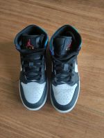 Nike Air Jordan, Gr 36,5, lila, weiß,sc Bielefeld - Bielefeld (Innenstadt) Vorschau