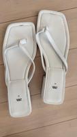 Zara Slipper- Sandale , weiß, Gr. 41 Berlin - Zehlendorf Vorschau